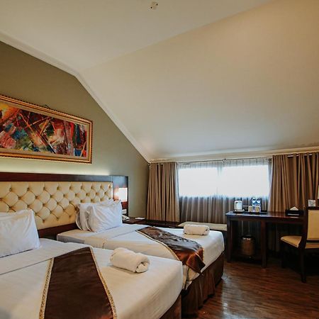 Hotel Salak The Heritage Bogor Buitenkant foto